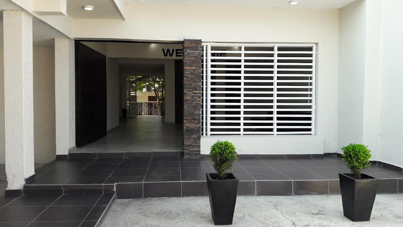 escuela de inglés Comala