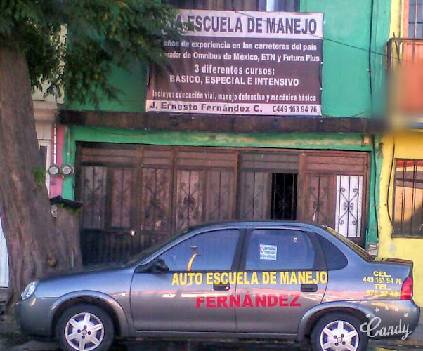 escuela de manejo Cosío