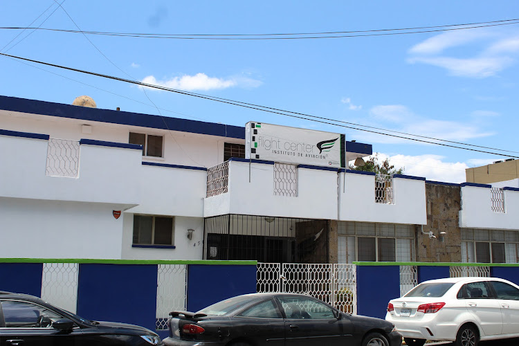 escuela de aviación Monterrey