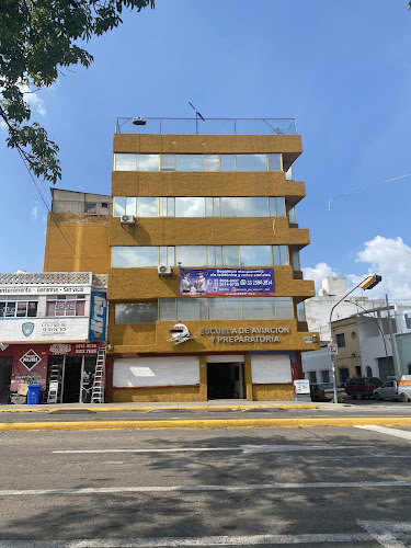 escuela de aviación Guadalajara