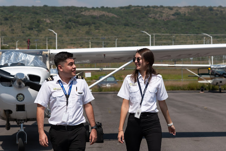 escuela de aviación Querétaro