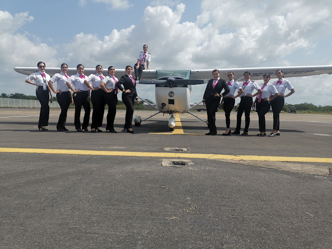 escuela de aviación Mazatlán