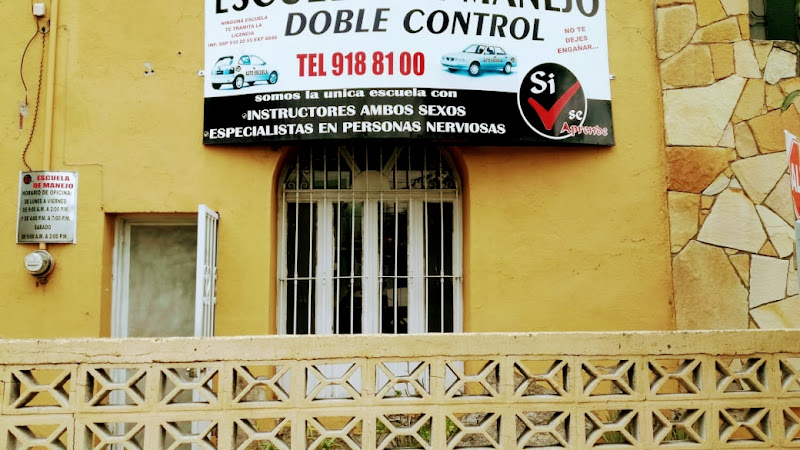 escuela de manejo Cosío