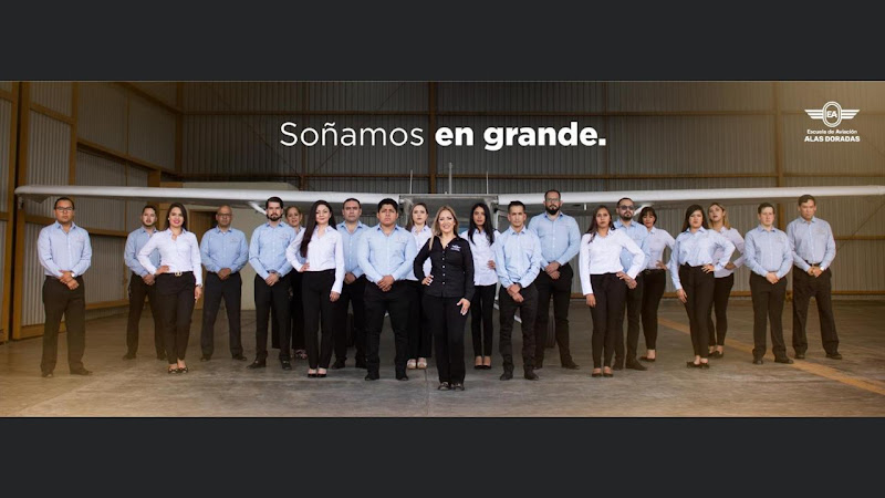escuela de aviación Querétaro