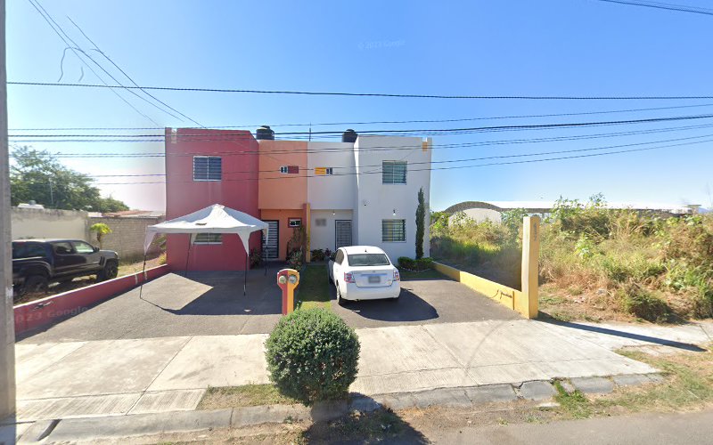 escuela de inglés Comala
