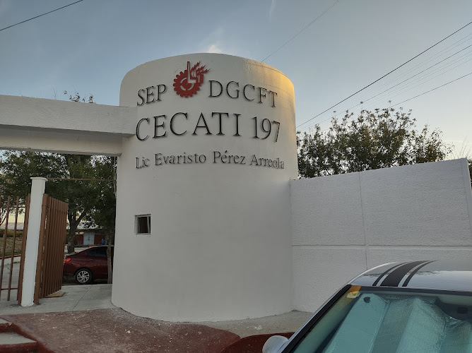 escuela de manejo Acuña