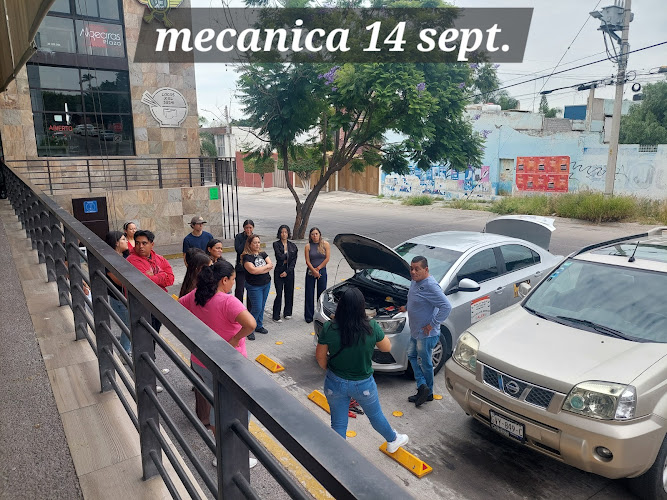 escuela de manejo León