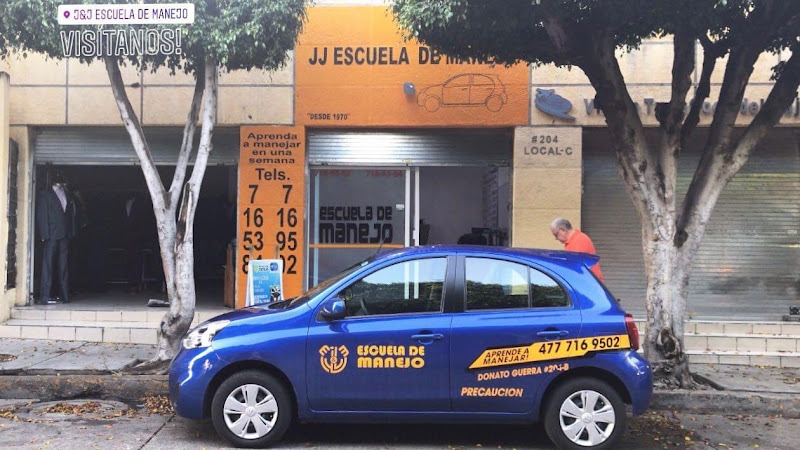 escuela de manejo León